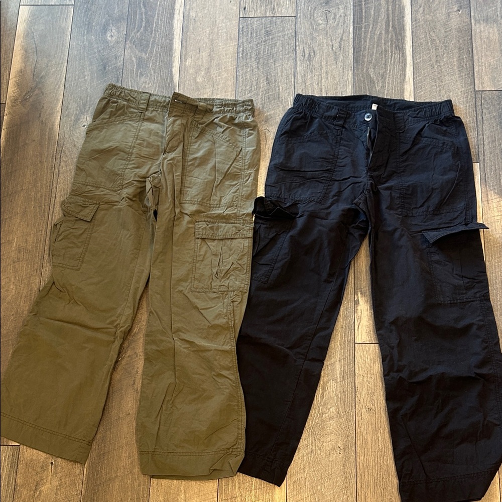 WOMANS CARGO Pants - Black and Olive